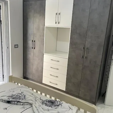 Taku Apartment *