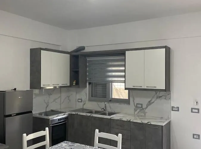 Taku Sarandë